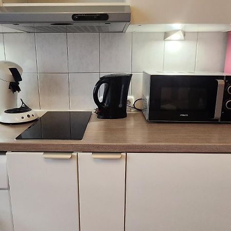 Ferienwohnung ROSA.Zentral : nähe CentrO, HBF Düss. 40min Oberhausen  Exterior foto