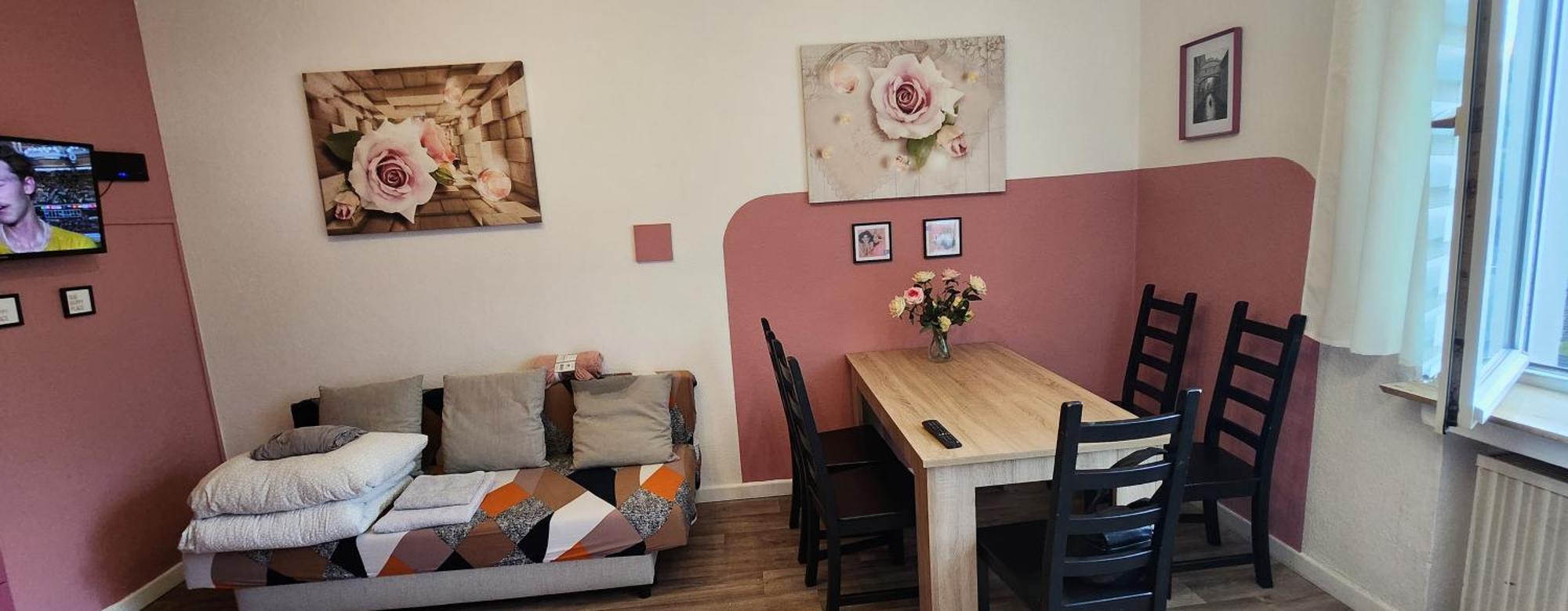 Ferienwohnung ROSA.Zentral : nähe CentrO, HBF Düss. 40min Oberhausen  Exterior foto