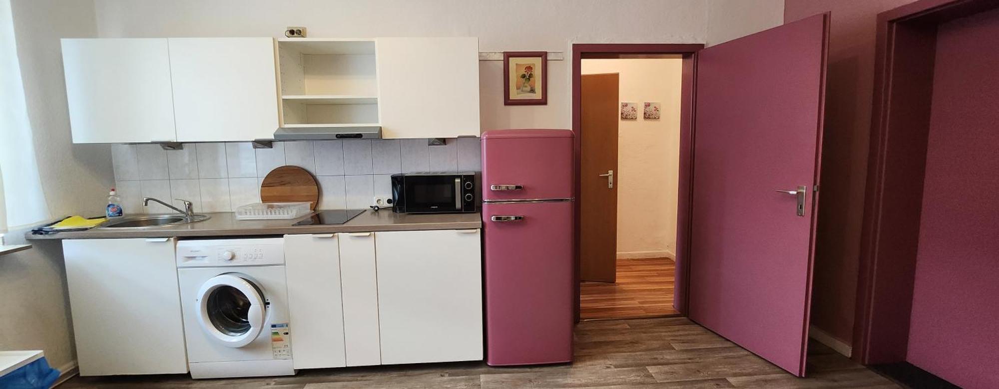 Ferienwohnung ROSA.Zentral : nähe CentrO, HBF Düss. 40min Oberhausen  Exterior foto